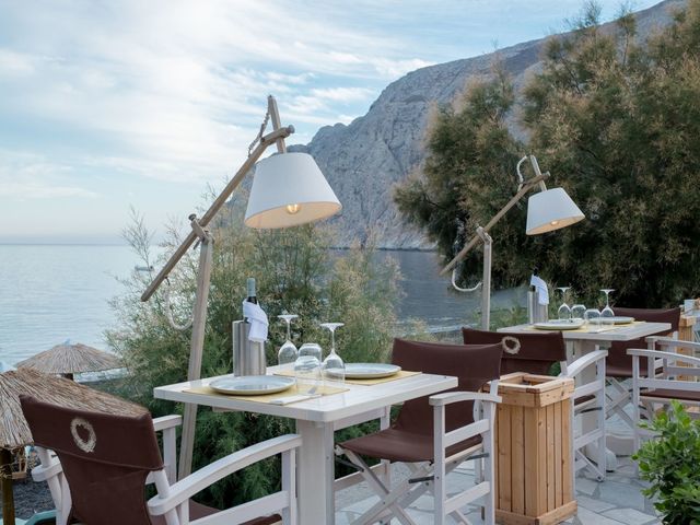 фото отеля Santorini Crystal Blue Suites изображение №37