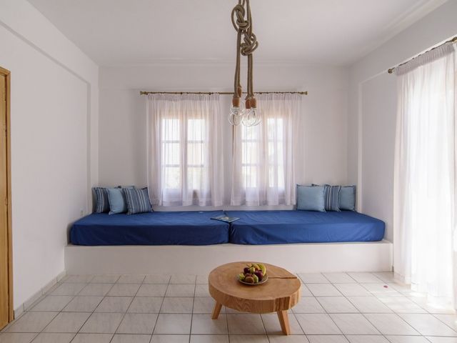 фото Santorini Crystal Blue Suites изображение №26