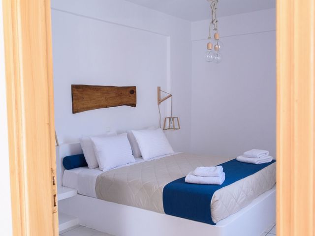 фото Santorini Crystal Blue Suites изображение №22