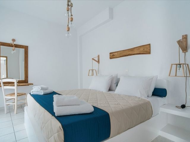 фото Santorini Crystal Blue Suites изображение №14