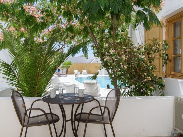 фотографии отеля Santorini Crystal Blue Suites изображение №3