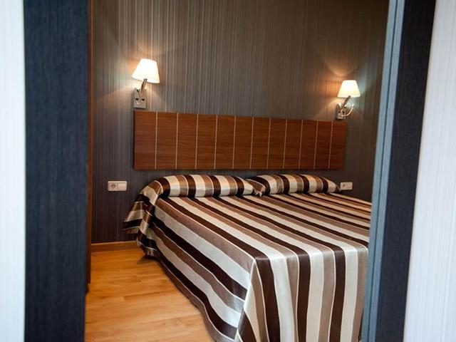 фото отеля Hostal Bcn 46 изображение №33