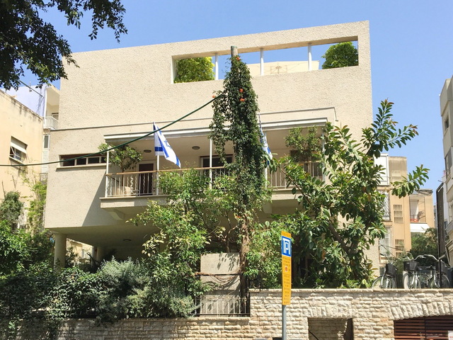 фото отеля White Villa Tel Aviv изображение №1