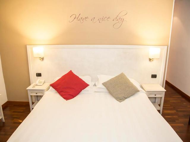 фото Inn Rome Rooms & Suites изображение №78