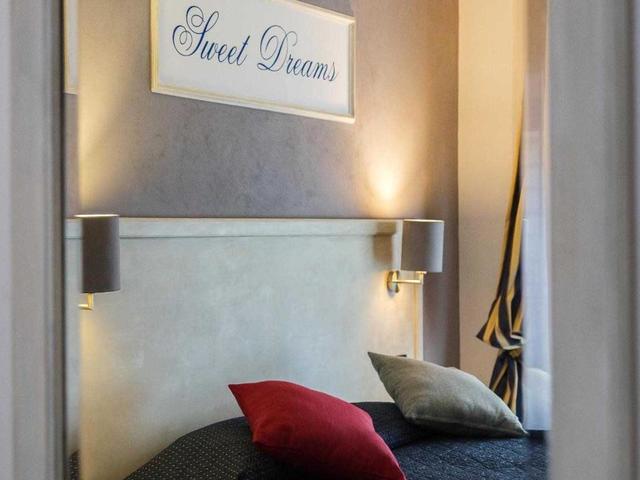 фото Inn Rome Rooms & Suites изображение №18