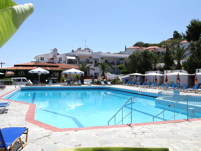 фото отеля Halkidiki Palace изображение №1