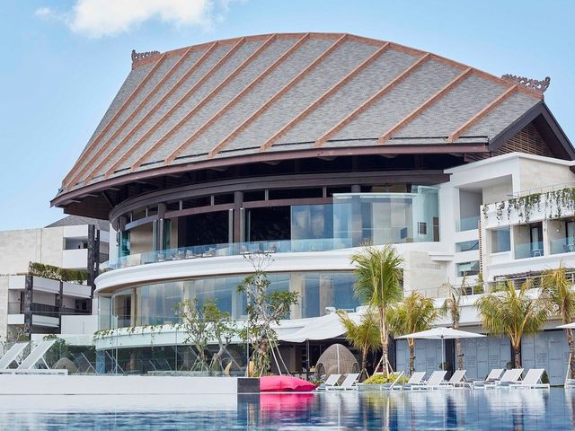 фото отеля Renaissance Bali Uluwatu Resort & Spa изображение №1