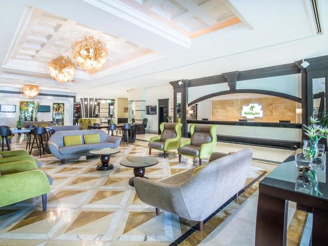 фото отеля Holiday Inn Bur Dubai - Embassy District изображение №9