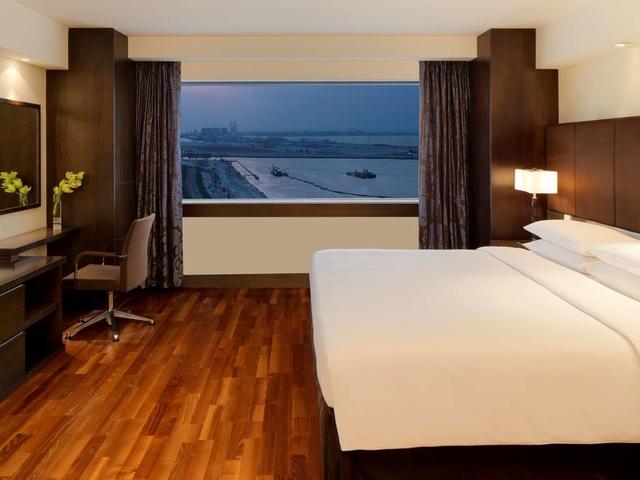 фото отеля Hyatt Regency Dubai изображение №13
