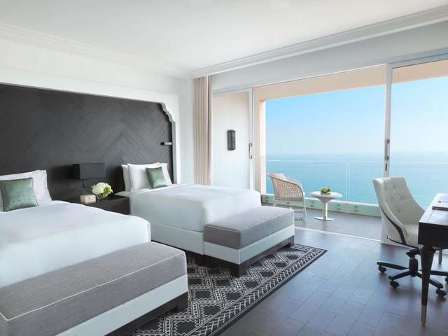 фото отеля Fairmont Fujairah Beach Resort изображение №49
