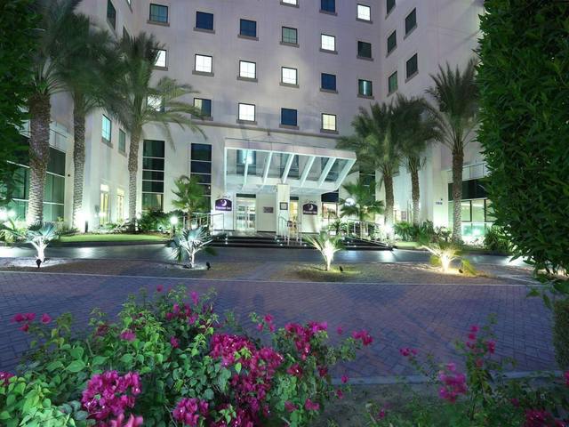 фото Premier Inn Dubai Investment Park изображение №46