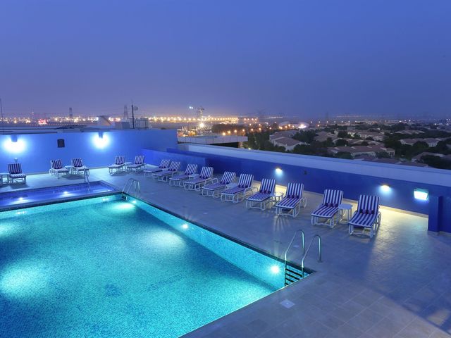 фотографии отеля Premier Inn Dubai Investment Park изображение №43