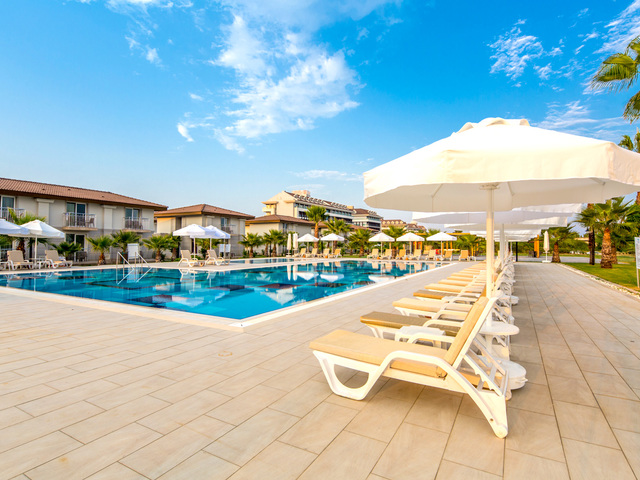 фото отеля Crystal Boutique Beach Resort изображение №21