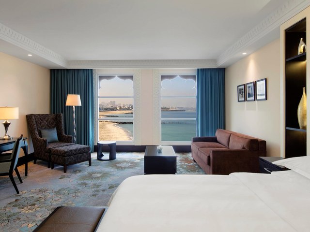 фото отеля Sheraton Sharjah Beach Resort & Spa изображение №41