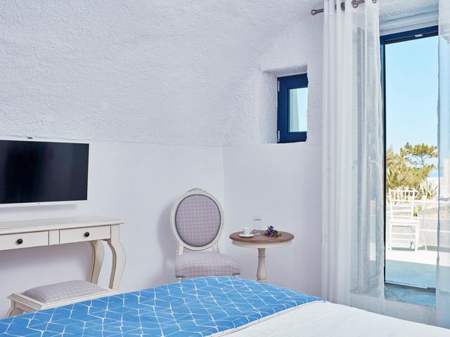 фотографии отеля La Maltese Oia Luxury Suites изображение №19
