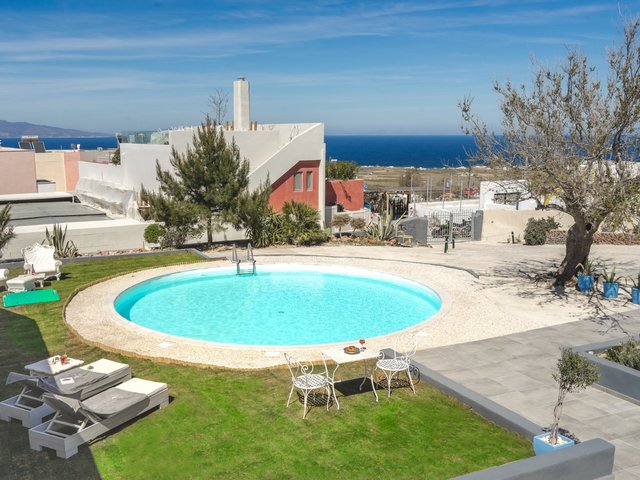 фото отеля La Maltese Oia Luxury Suites изображение №17
