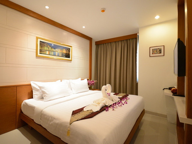 фото отеля Expat Hotel Patong Center изображение №57