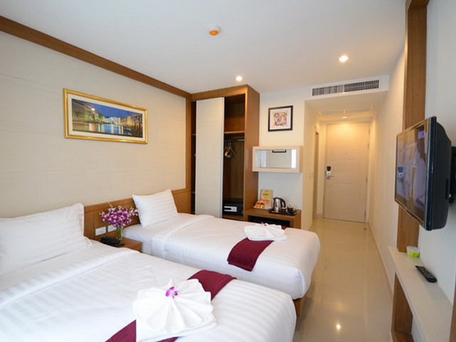 фото Expat Hotel Patong Center изображение №46