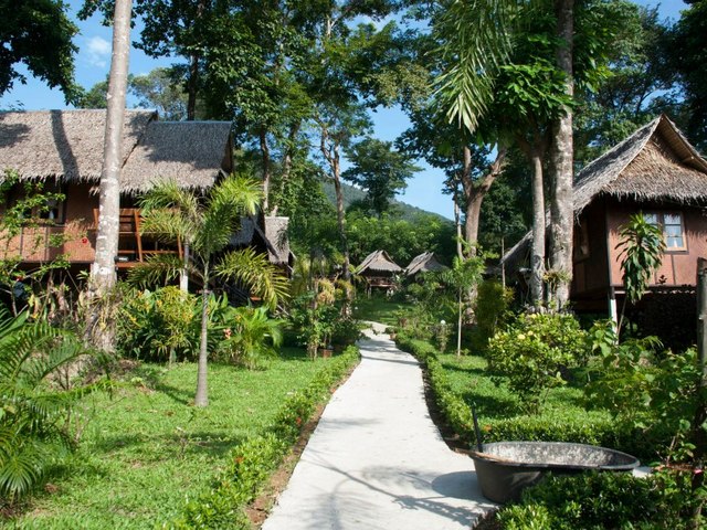 фотографии отеля Tarzan Island Bungalow изображение №3