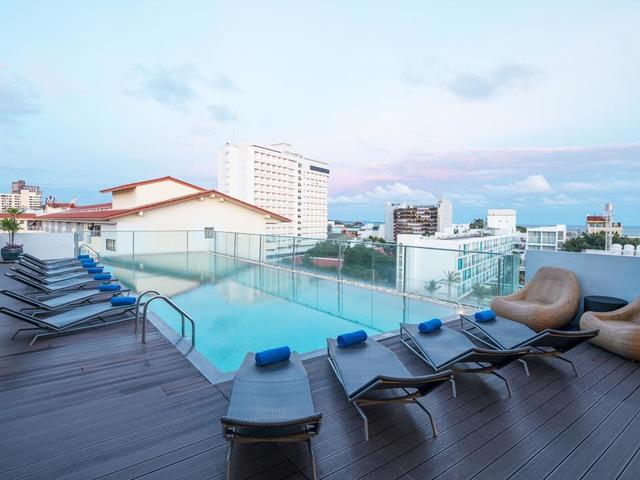 фото отеля Travelodge Pattaya (ex. Premier Inn Pattaya; Ozo Pattaya) изображение №1