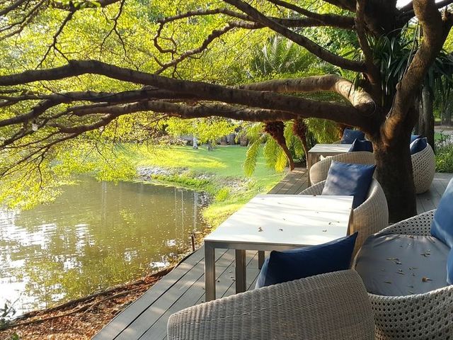 фото The Leela Resort & Spa Pattaya (ex. Leelawadee Lagoon Resort) изображение №38