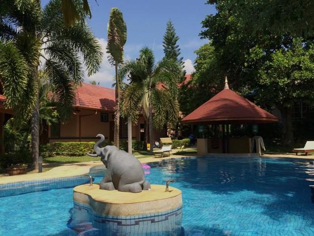 фотографии The Happy Elephant Phuket Resort изображение №4