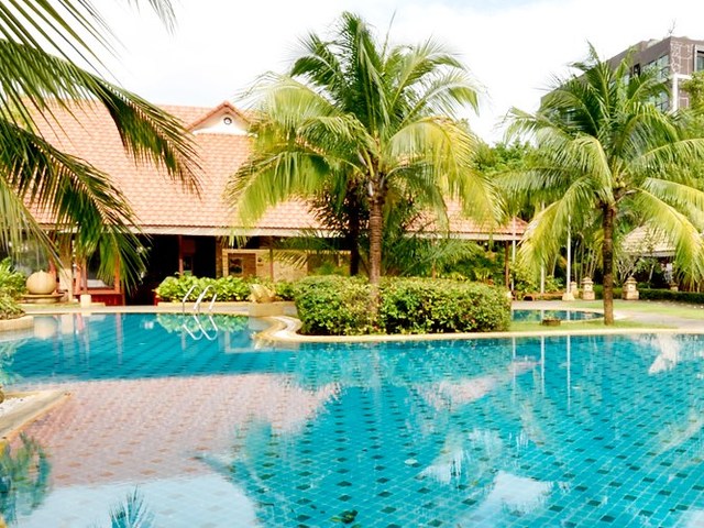 фото Chalong Villa Resort & Spa изображение №2