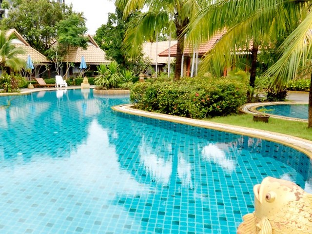 фото отеля Chalong Villa Resort & Spa изображение №1