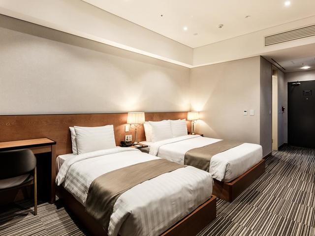 фотографии Golden Tulip Incheon Airport Hotel and Suites изображение №24