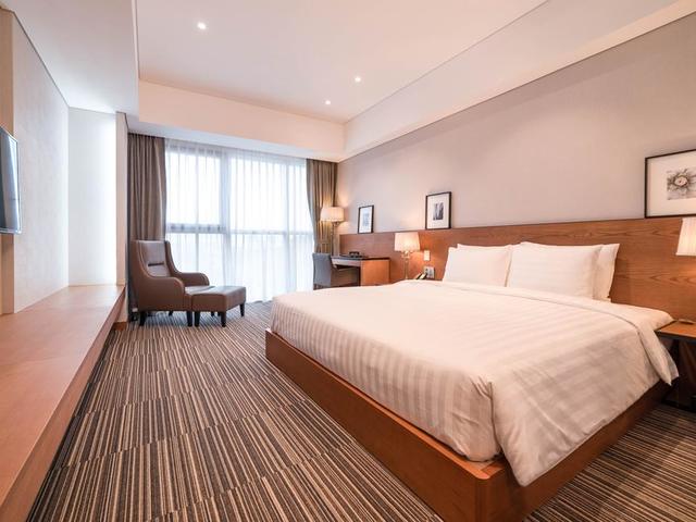 фото отеля Golden Tulip Incheon Airport Hotel and Suites изображение №21
