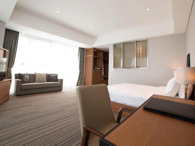 фото отеля Golden Tulip Incheon Airport Hotel and Suites изображение №9