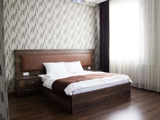 фото Green Hotel (ex. Holiday House Batumi) изображение №46