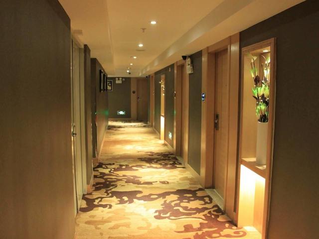 фото Yingshang Hotel Gangding Longkou West (ех. Yingshang Dragon Pearl Hotel) изображение №30