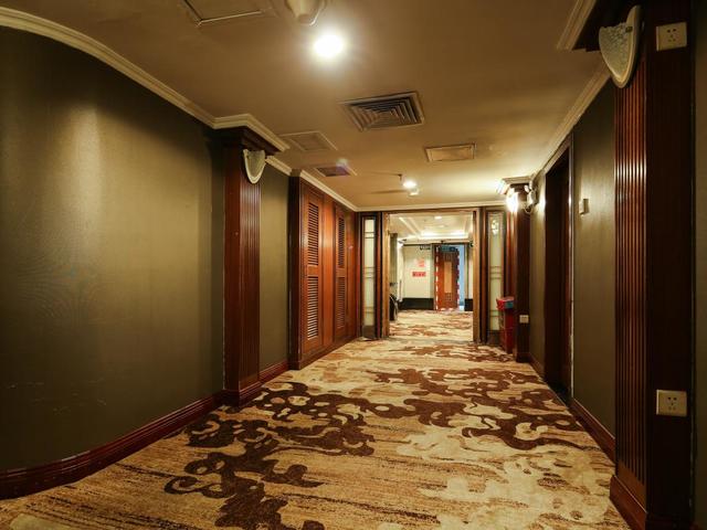 фотографии Yingshang Hotel Gangding Longkou West (ех. Yingshang Dragon Pearl Hotel) изображение №12