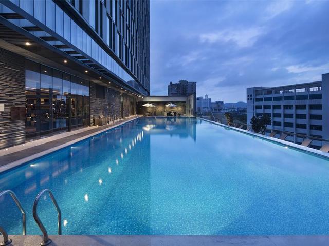фото отеля Hilton Guangzhou Tianhe изображение №13