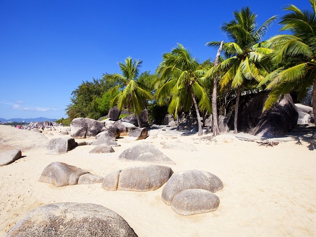 фото отеля Sanya Baosheng Seaview изображение №1