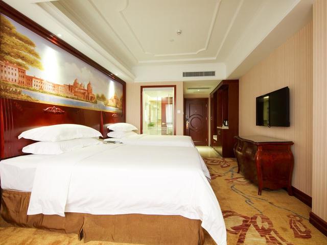 фото отеля Vienna 3 Best Hotel Exhibition Center Chigang Road (ех. ZhongQiao; Overseas Chinese) изображение №13