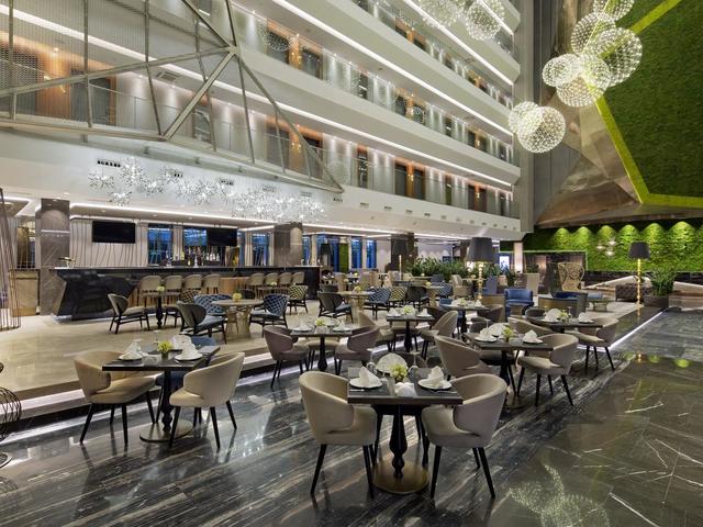 фото отеля DoubleTree by Hilton Istanbul - Piyalepasa изображение №41