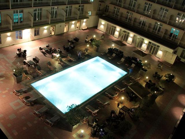 фотографии Royal Garden Hotel Baku изображение №16