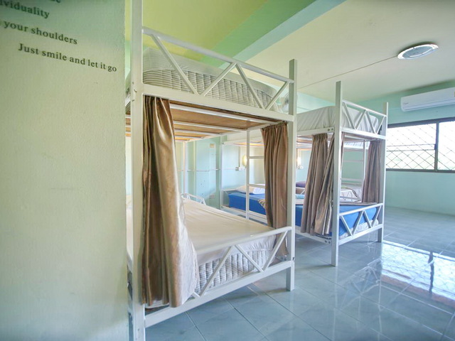 фото отеля Cube Hostel Krabi (ex. Baan Nisarine; Baan Gafiyah) изображение №25