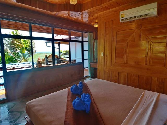 фото отеля Kantiang Bay View Resort изображение №17