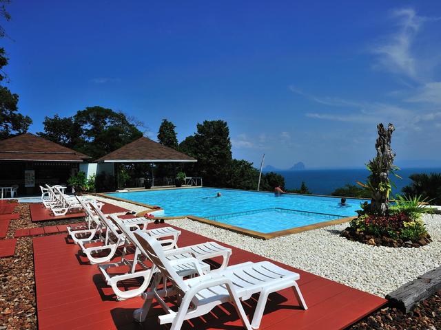 фото отеля Koh Ngai Cliff Beach Resort (ex. The Chateau Hill Resort) изображение №1