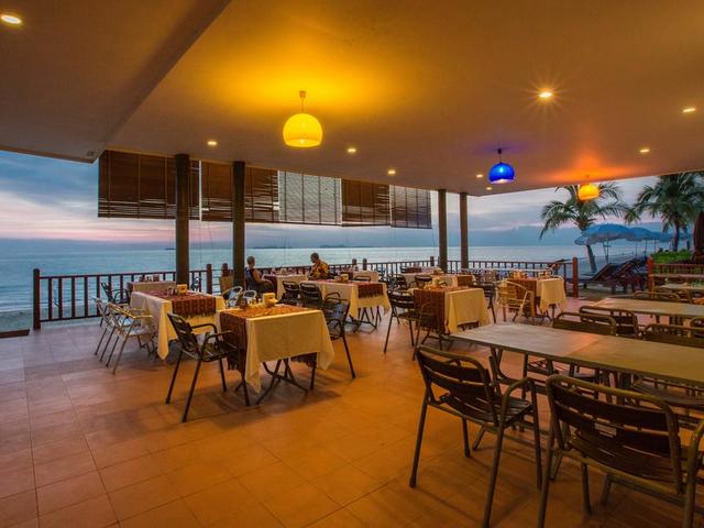 фото отеля Lanta Casuarina Beach Resort изображение №25