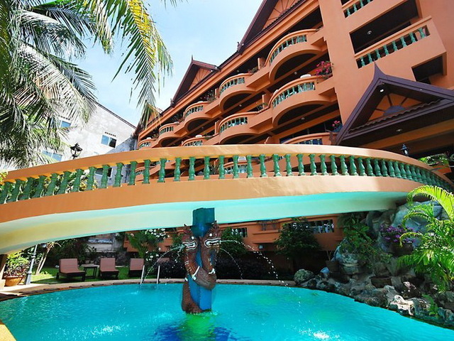 фото отеля Andaman Hill изображение №1