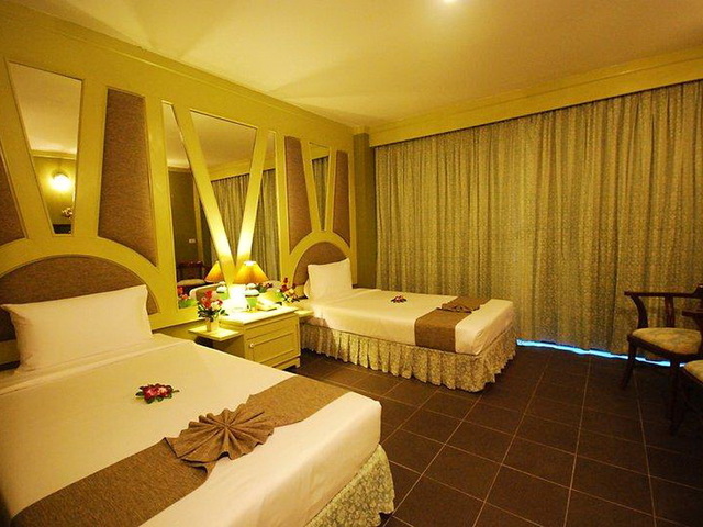 фото отеля Andaman Hill изображение №9