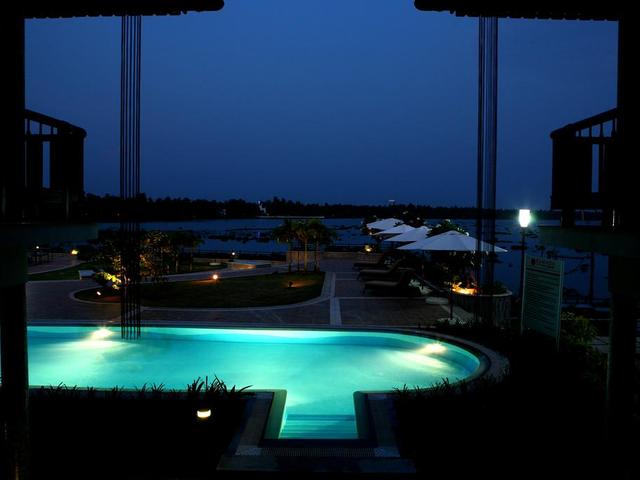 фото отеля Ramada Cochin Resort изображение №9