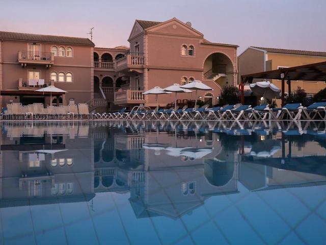 фото отеля Ekati Mare Suites & Villas изображение №33