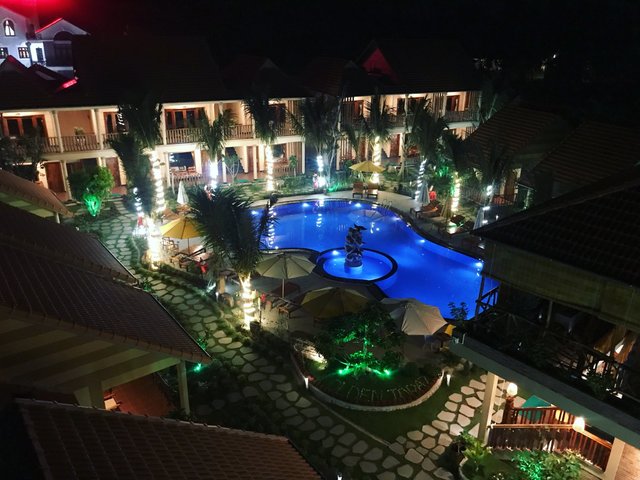 фото отеля Golden Topaz Resort изображение №5