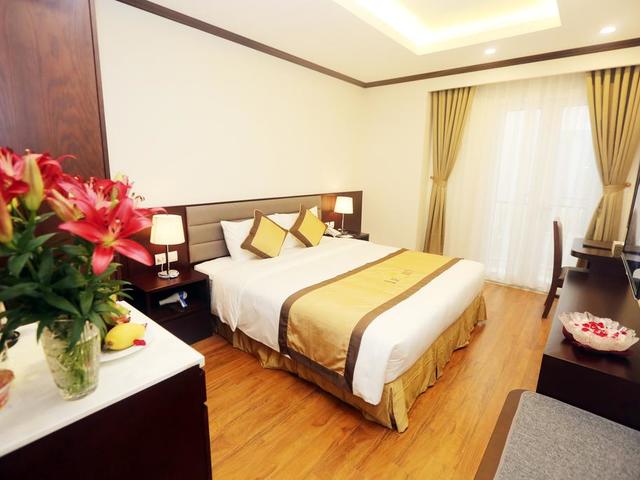 фото отеля Lenid Hotel Tho Nhuom изображение №21