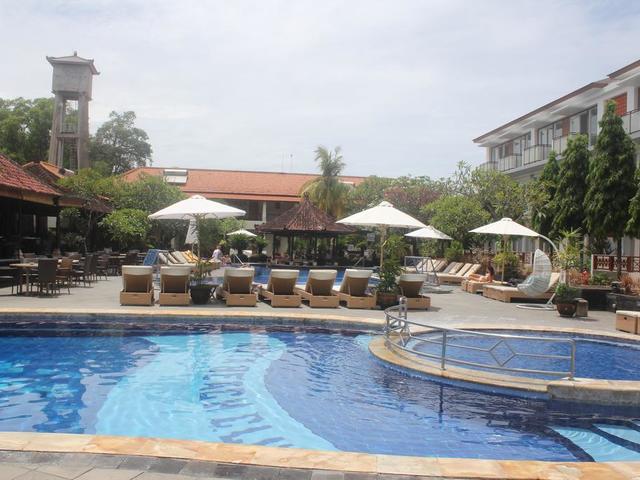 фотографии Sol House Bali Kuta By Melia Hotel International (ex. Kuta Beach Club) изображение №24